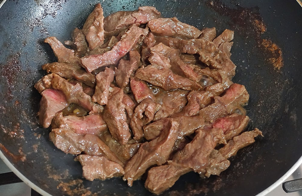 Carne frita pronta